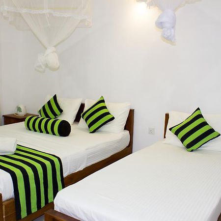 Sigiri Leisure Holiday Home Sigiriya Bagian luar foto
