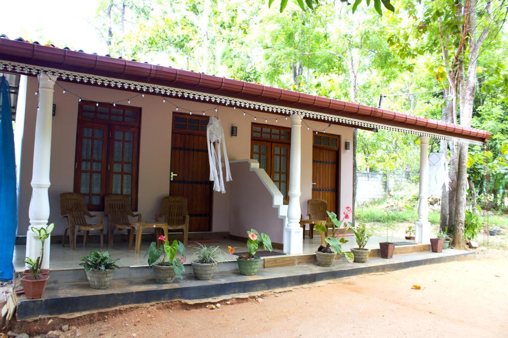 Sigiri Leisure Holiday Home Sigiriya Bagian luar foto